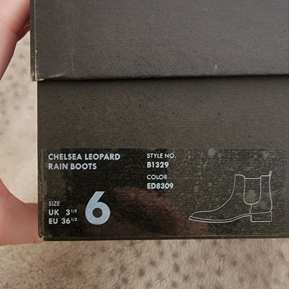 J. Crew Chelsea 🐆 Leopard Rain Boots, size 6 - Picture 7 of 8